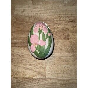 Ceramic Egg With Iris Flowers Trinket Box Cottatage Core Grannychic Grannycore